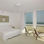 Alexander Museum Palace Hotel 4*