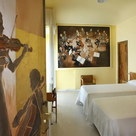 Alexander Museum Palace