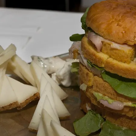 Alexander Museum Palace