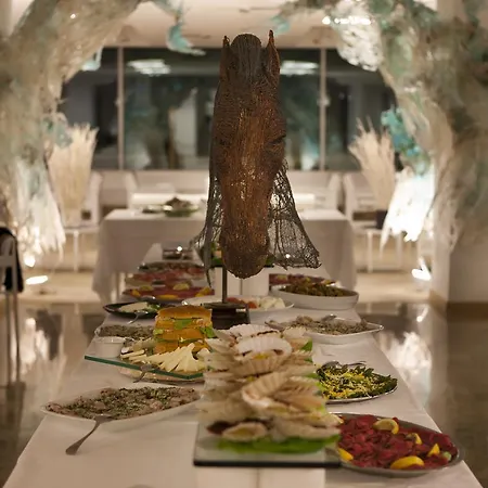 Otel Alexander Museum Palace Pesaro