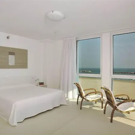 Hotel Alexander Museum Palace 4*