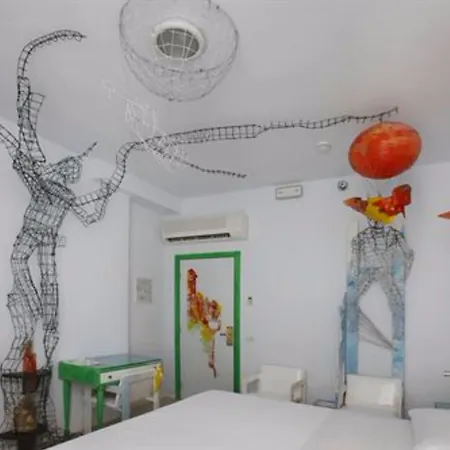 Alexander Museum Palace 4*