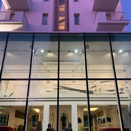 Alexander Museum Palace Hotel