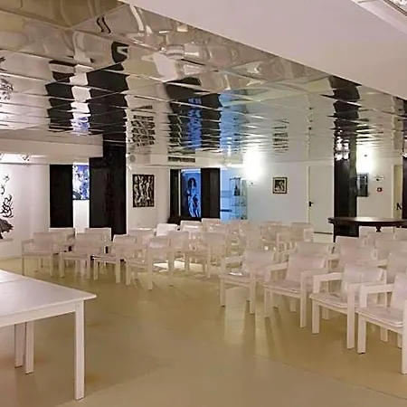 Hotel Alexander Museum Palace