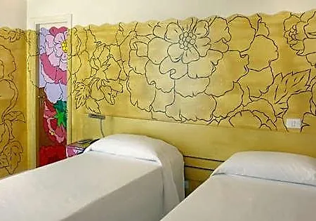 Alexander Museum Palace Hotel 4*