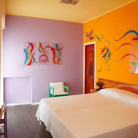 Hotell Alexander Museum Palace Pesaro